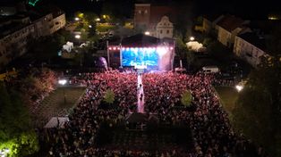 Włocławek: Trzecia gwiazda majówki ogłoszona. Ten zespół zna cała Polska