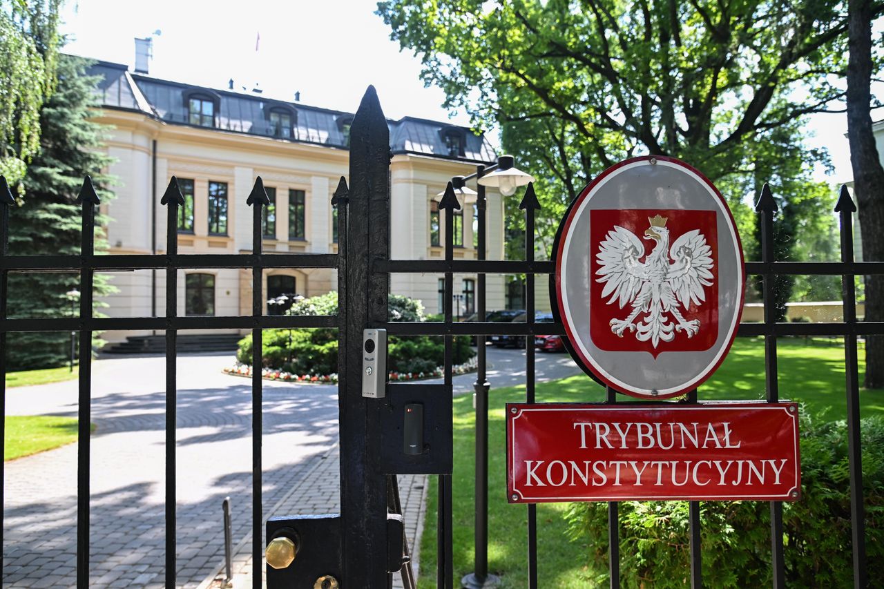 TK ogłosił wyrok ws. podsłuchów. Uderza w przepisy z czasów PiS