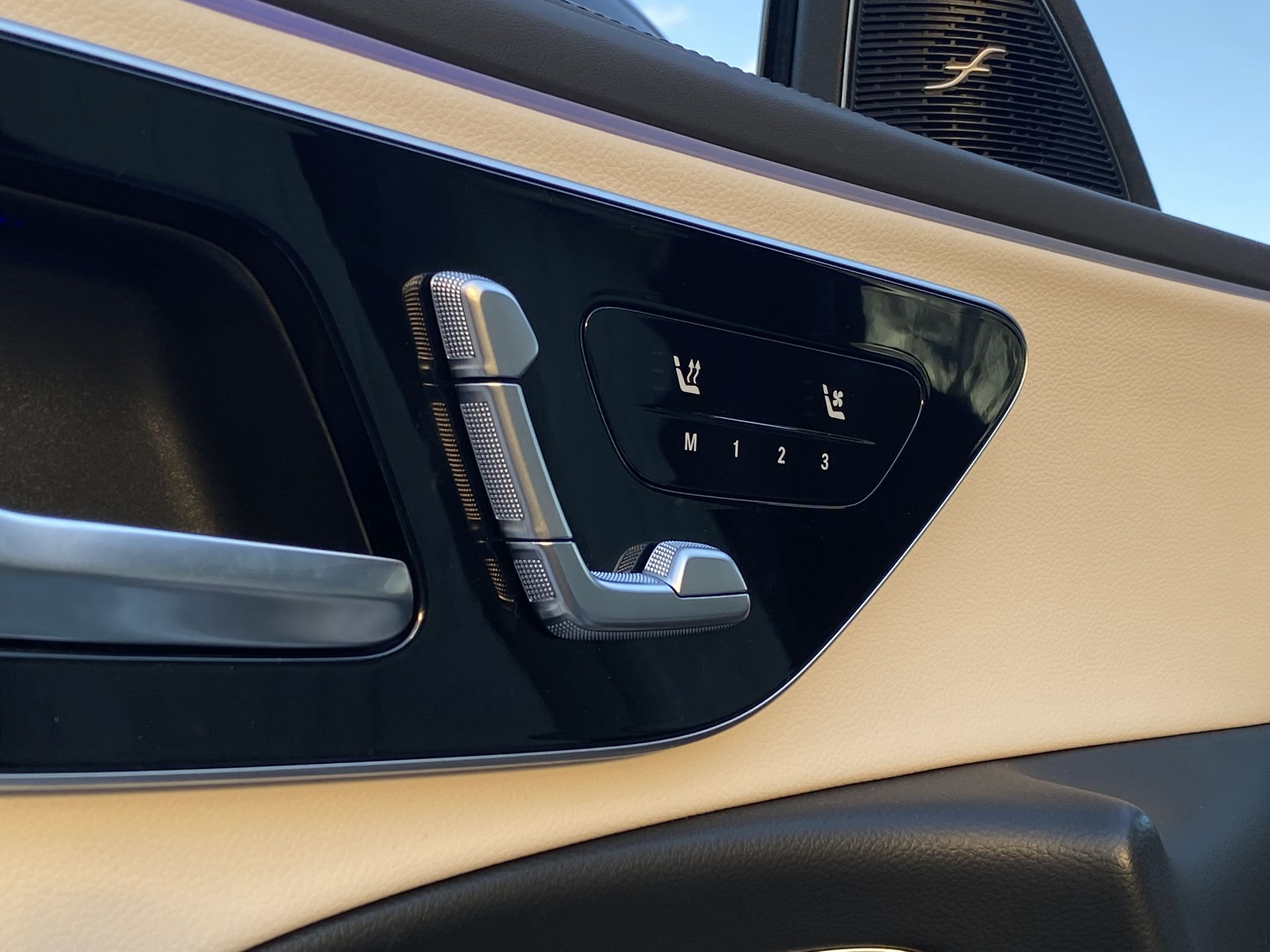 Mercedes Klasy E (W214)