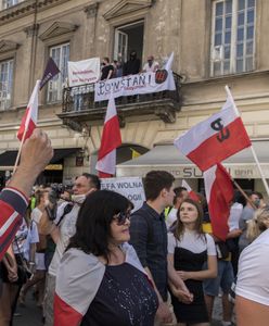 Makowski: "Tematy zastępcze. Tak w Polsce 'pokonujemy' koronawirusa" [OPINIA]