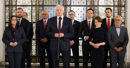Gowin znów idzie na zwarcie. Porozumienie nie poprze Lex TVN