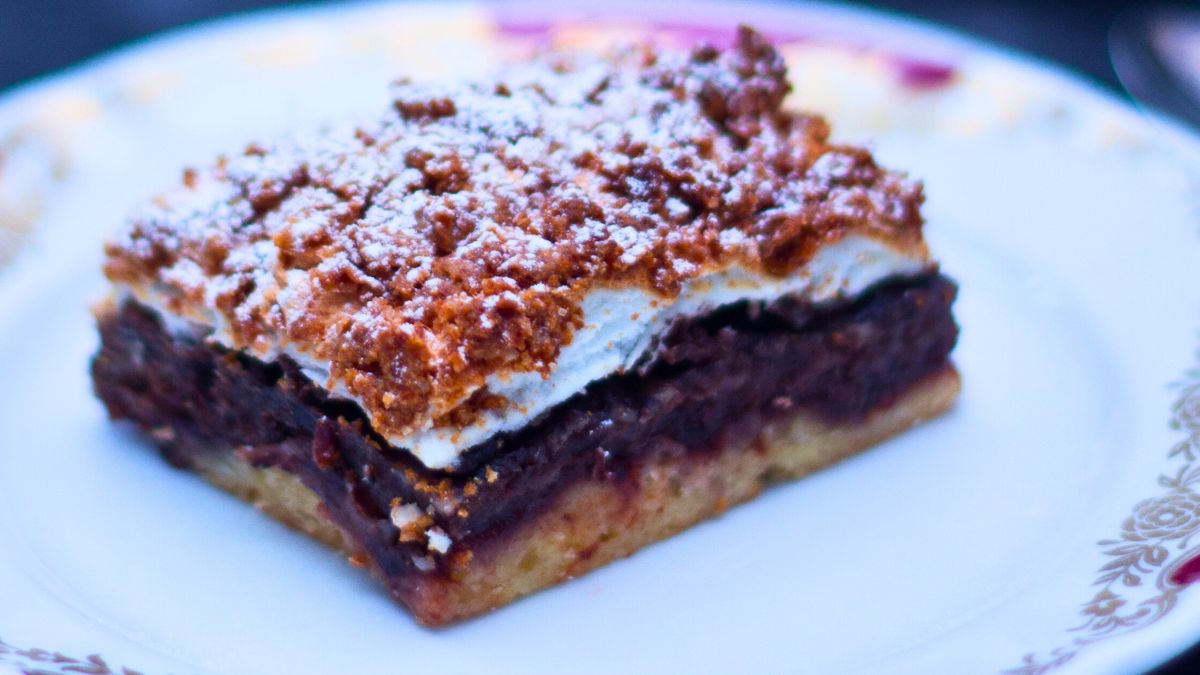 Pleśniak z powidłami śliwkowymi