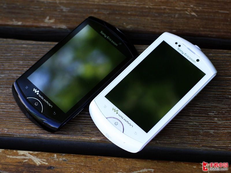 Sony Ericsson WT18i - walkman tylko dla Chin 2