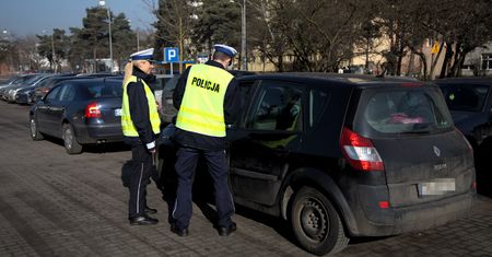 Kierowcy zaskoczeni niektórymi przepisami. Lepiej je poznaj