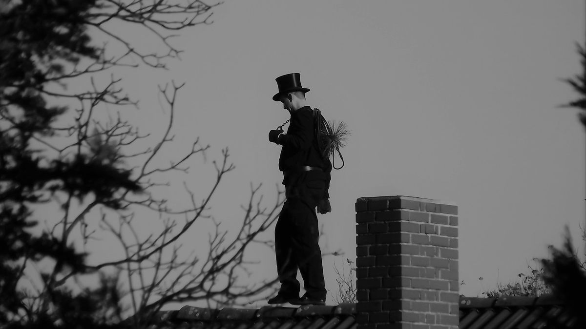 Kominiarz nie przeżył upadku