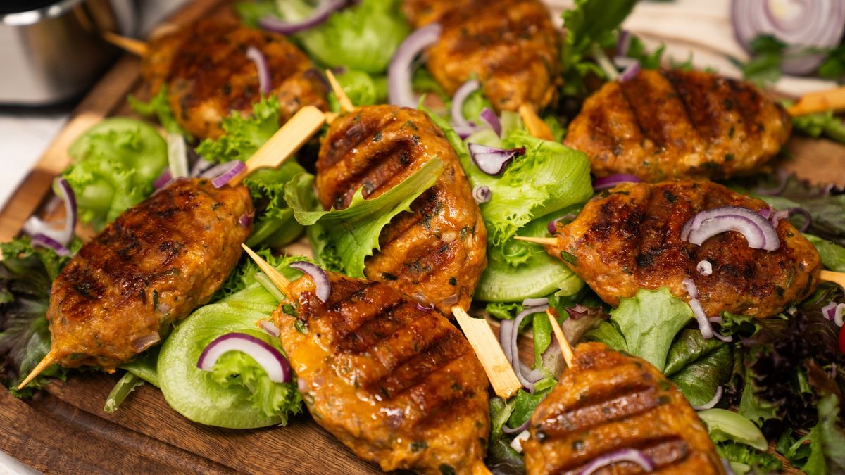 Szaszłyki z mięsa mielonego