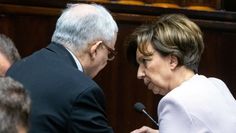 Emerytury stażowe. Realna obietnica? "PiS specjalnie nie podało szczegółów"