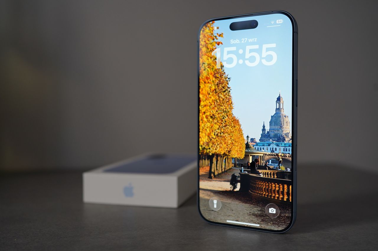 iOS 26.2 odmieni Liquid Glass. Na ekranie będzie czytelniej