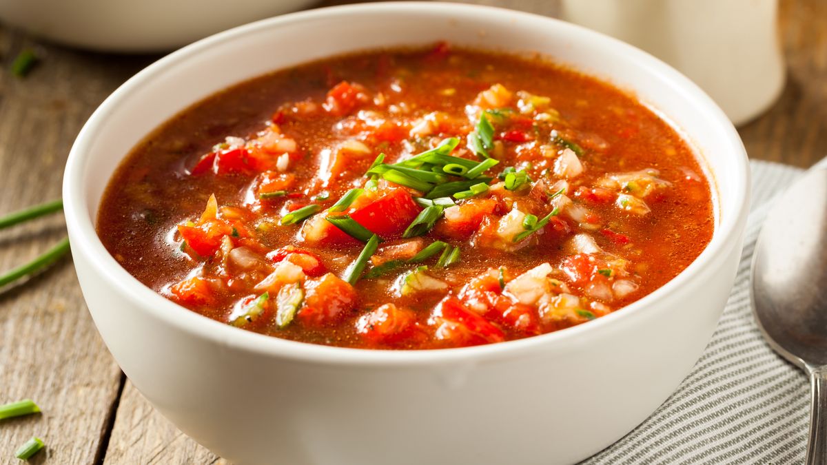 Ta zupa idealnie rozgrzewa w chłodny dzień 