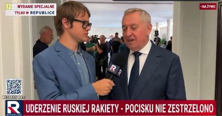 Stażysta-obcokrajowiec TV Republiki podbija sieć. Jego rozmowy to ISTNY HIT