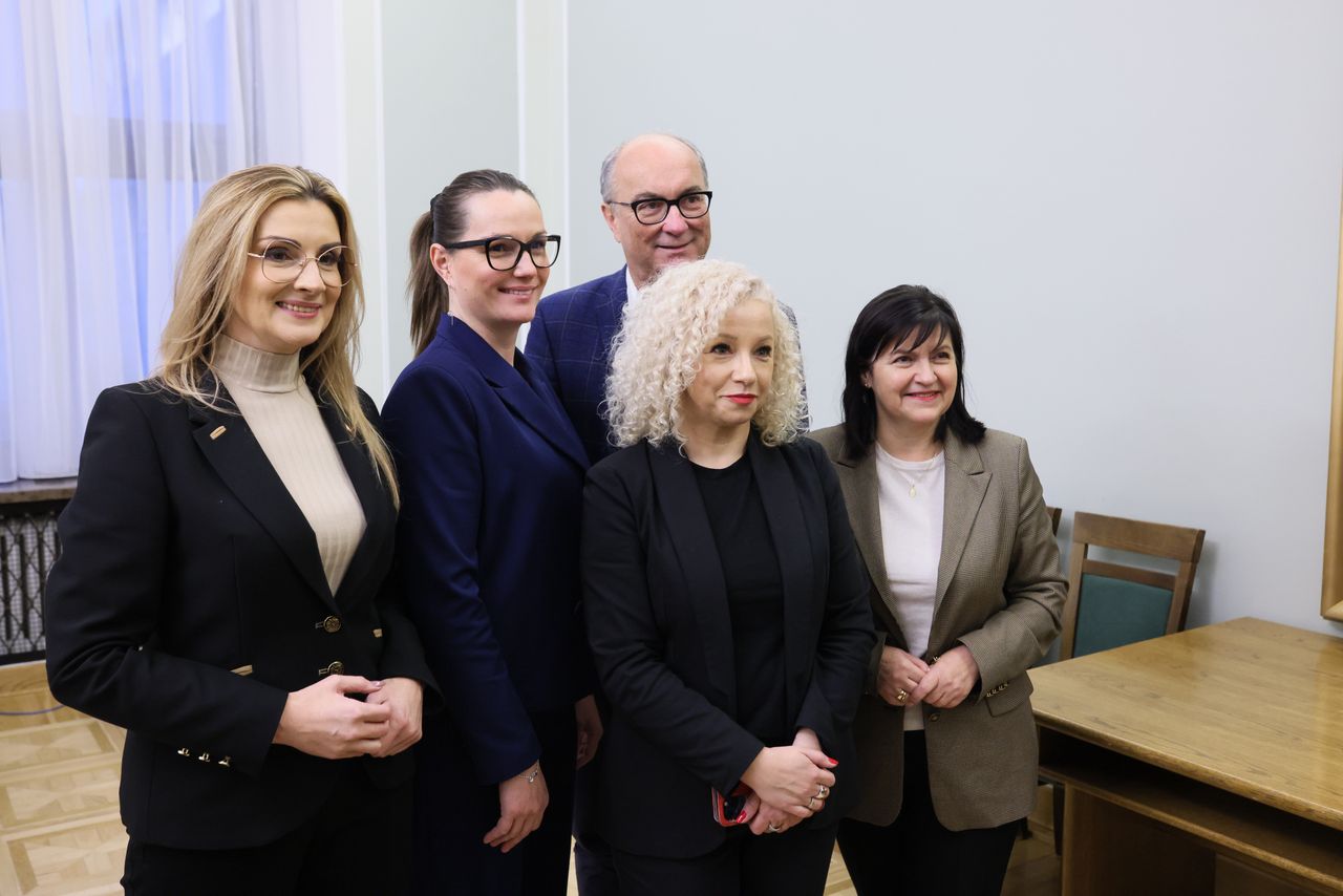 Lewica podaje nazwiska w rządzie. Jest zaskoczenie