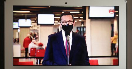 Szczepienia na COVID. Mateusz Morawiecki ogłosił ważne zmiany. Dzięki nim proces ma przyspieszyć