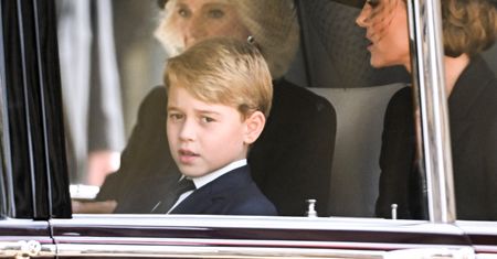 Książę George na pogrzebie. Nie obyło się bez problemów
