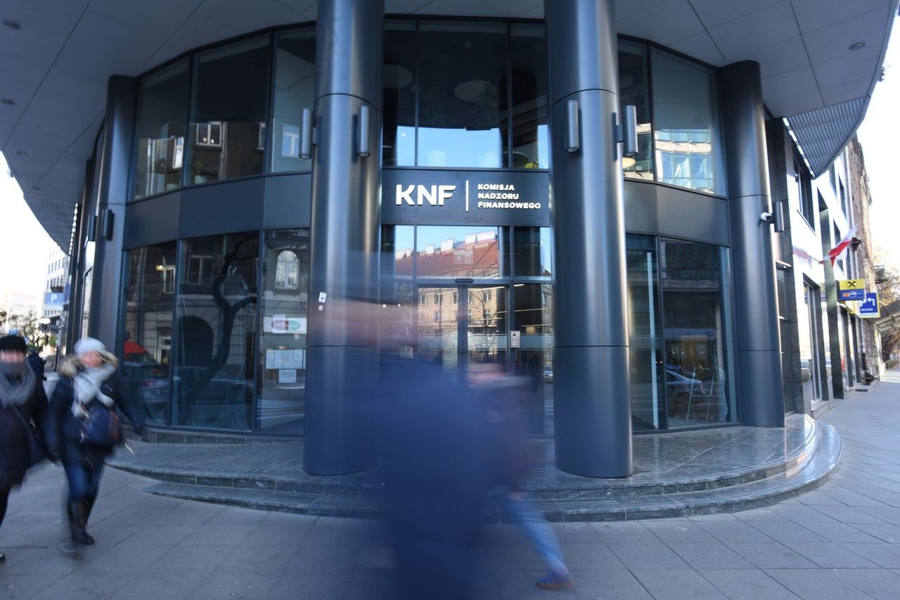 Kary dla ubezpieczycieli staną się fakultatywne, komisje sejmowe nie zgłosiły poprawek