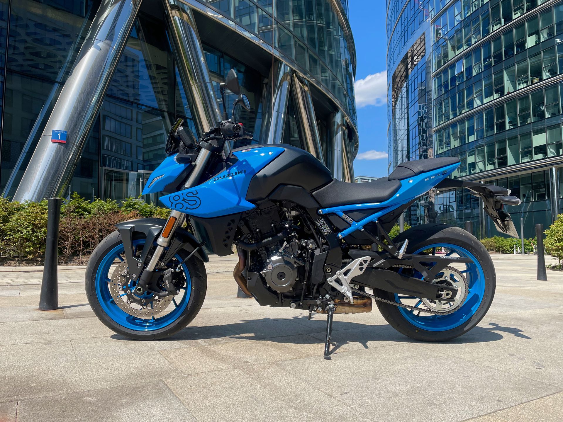 Suzuki GSX-8S