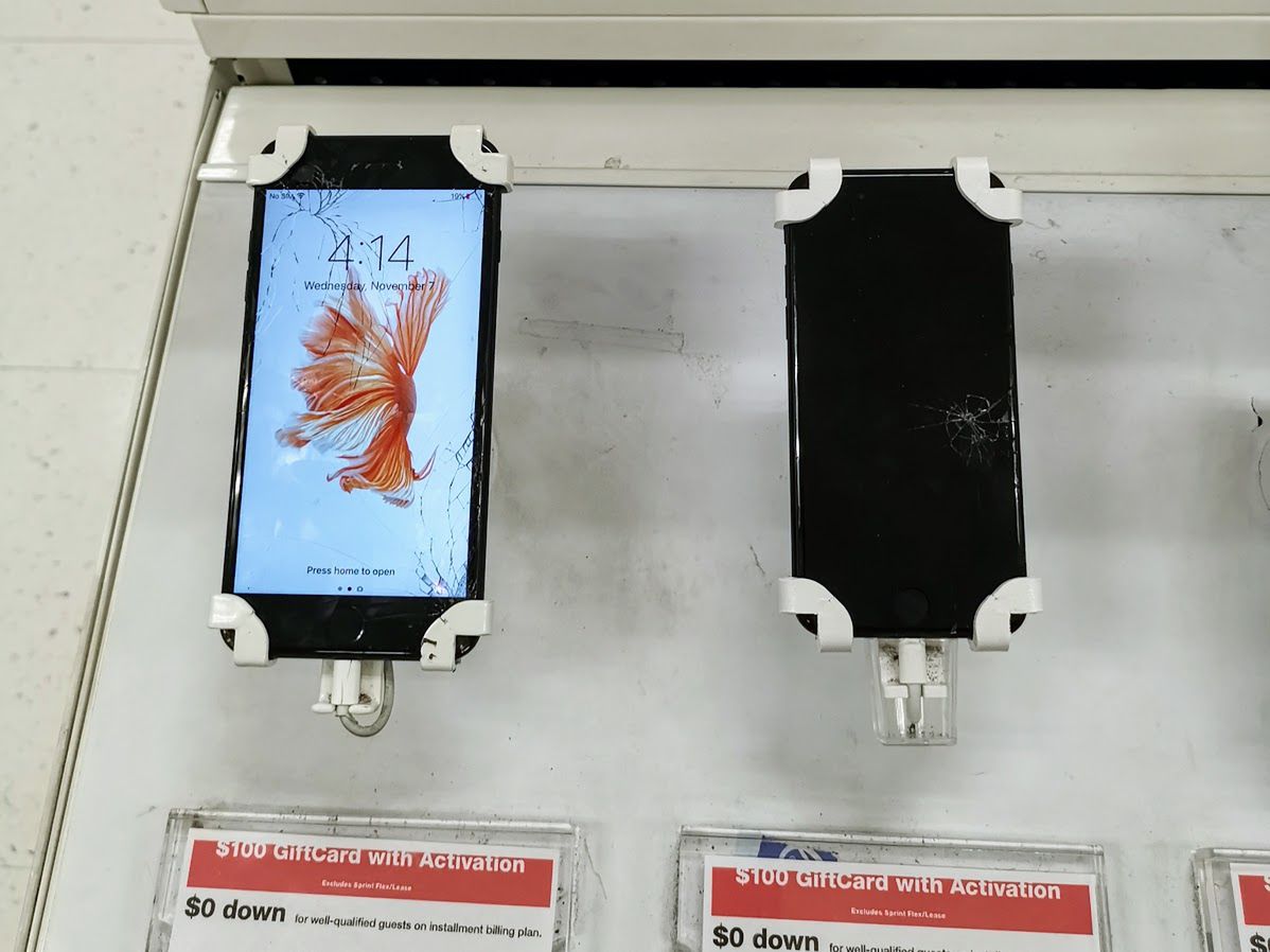 Odwiedziłem kilka sklepów i salonów z telefonami w USA. Oto kilka spostrzeżeń 2