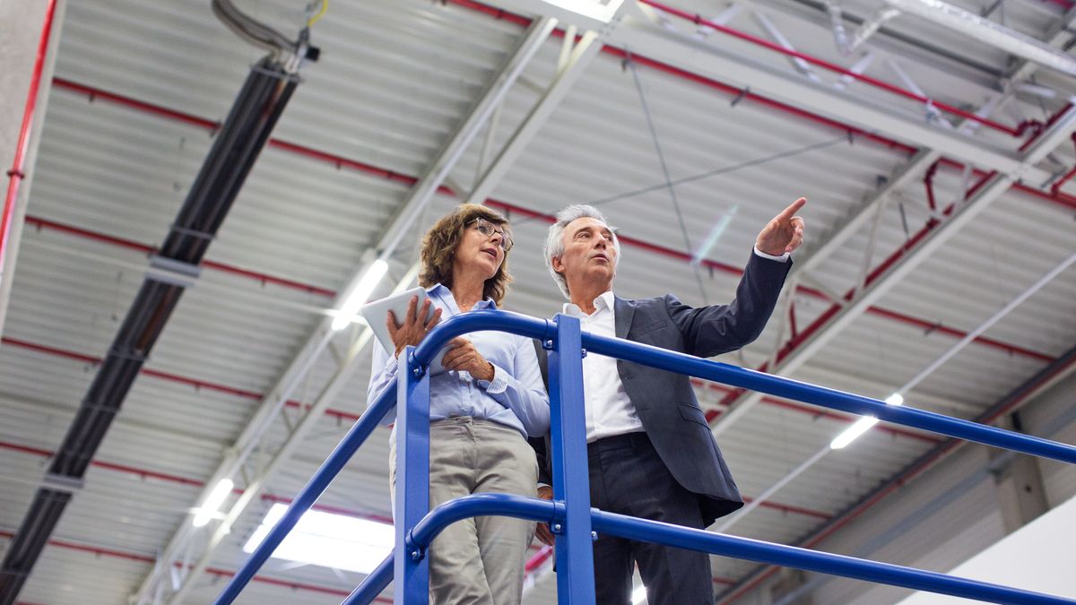 Z nowego badania firmy EY wynika, że polscy szefowie mają mniejsze zaufanie do swoich pracowników niż koledzy za granicą