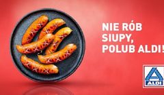 Seria grafik z żartobliwymi hasłami reklamuje Aldi