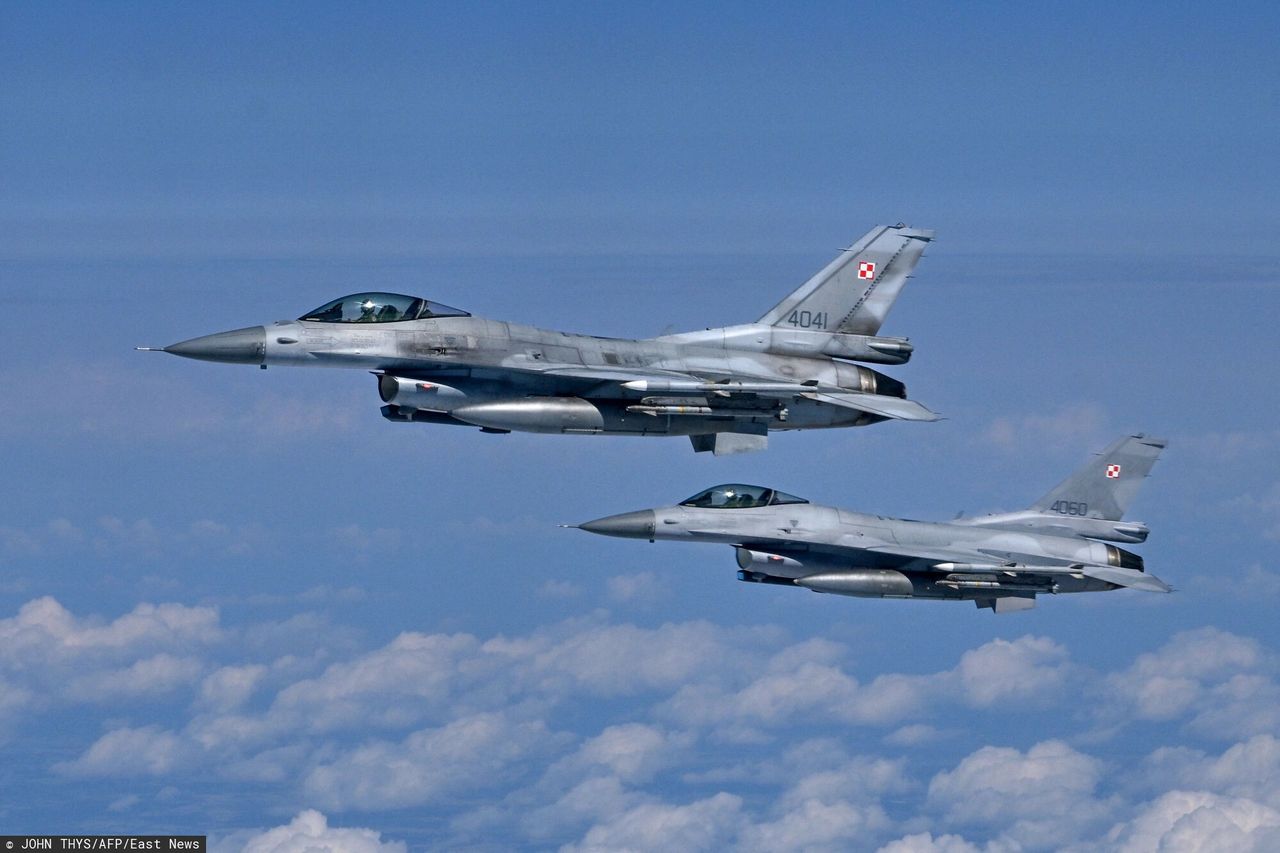 Polish F-16 fighters