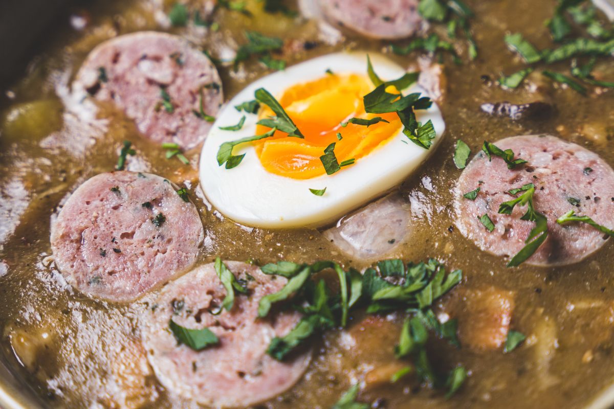 Tą zupą zajadali się królowie i biedota na Wielkanoc. Jest świetna na trawienie