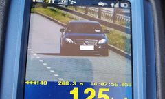 Łódź. Jechał 125 km/h. Stracił prawo jazdy po raz trzeci