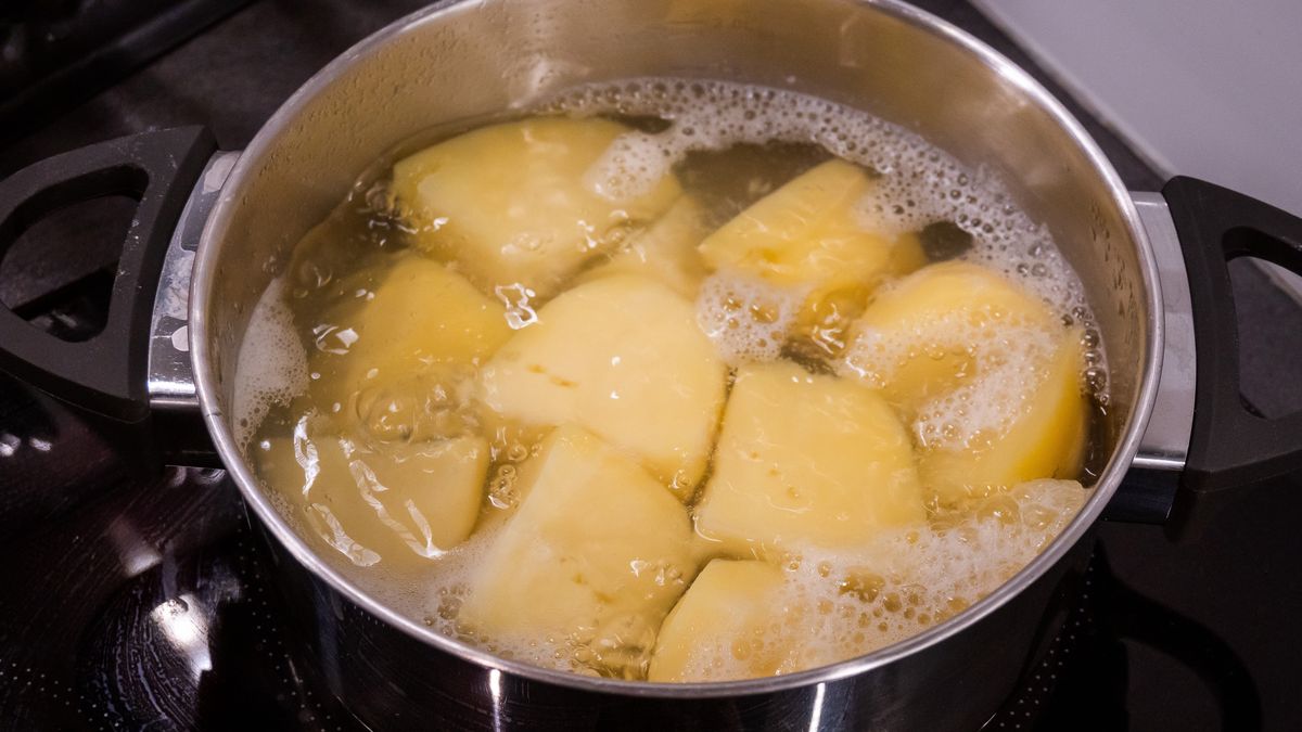 Ziemniaki gotujemy co najmniej kilka razy w tygodniu