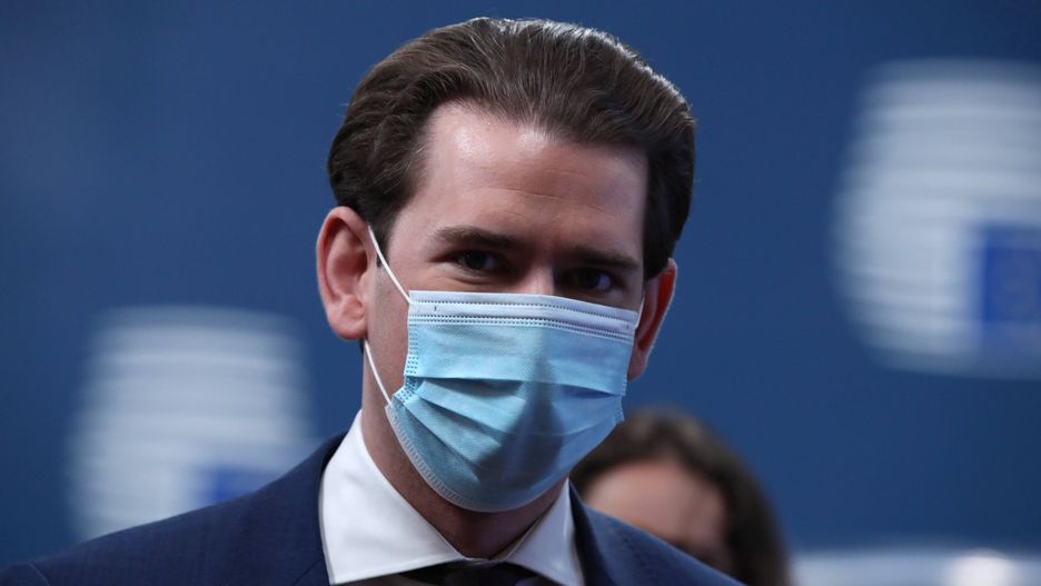 Szczepionka na COVID. Sebastian Kurz: liczy się skuteczność, nie spory ideologiczne