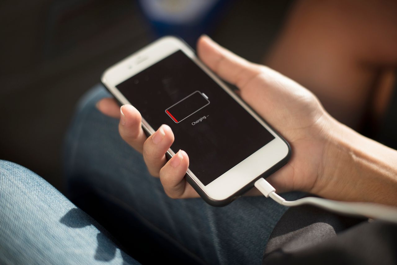 Czy wymiana baterii faktycznie przyspieszy nam iPhone’a?