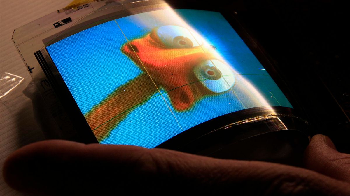 Elastyczny telefon LG jeszcze w tym roku? 1