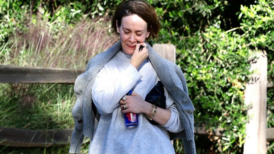 Archiwum zdj?? celebryckich 2025 - cz??? 2Brentwood, CA  Friends and family of deceased actress Diane Keaton are seen arriving at her home in Brentwood, California.

The Oscar winner, whose glittering career spanned more than half a century, died Saturday in California, her family confirmed. A cause of death was not disclosed.

Pictured: Sarah Paulson


BACKGRID USA 11 OCTOBER 2025 

USA: +1 310 798 9111 / usasales@backgrid.com

UK: +44 208 344 2007 / uksales@backgrid.com

*UK Clients - Pictures Containing Children
Please Pixelate Face Prior To Publication*ENAV, JOLA