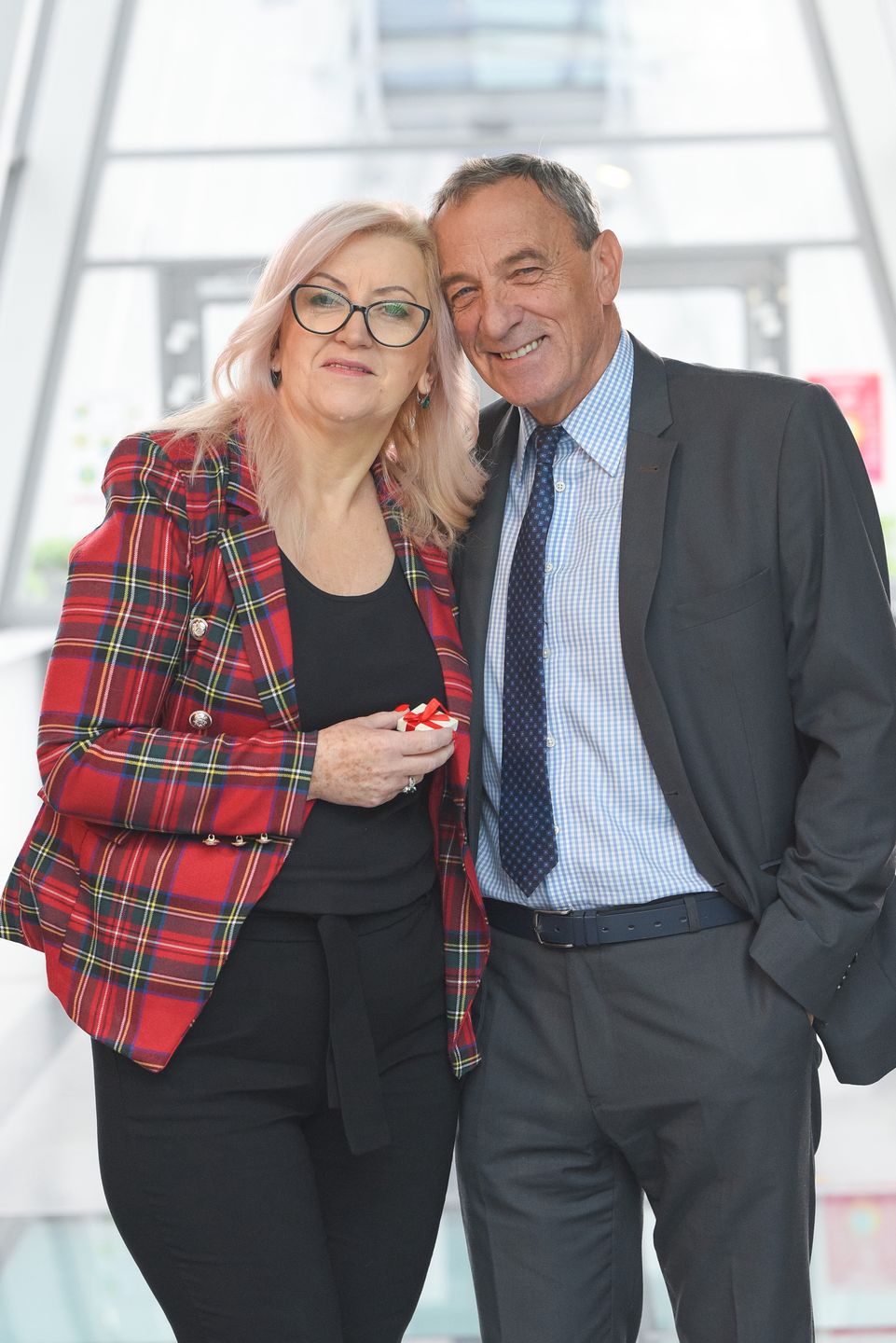 Małgorzata Rozenek i Anna z "Sanatorium miłości" w bliźniaczo podobnych marynarkach