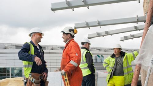 Pracodawca nie może dopuścić do pracy pracownika, który nie stosuje środków ochrony indywidualnej.