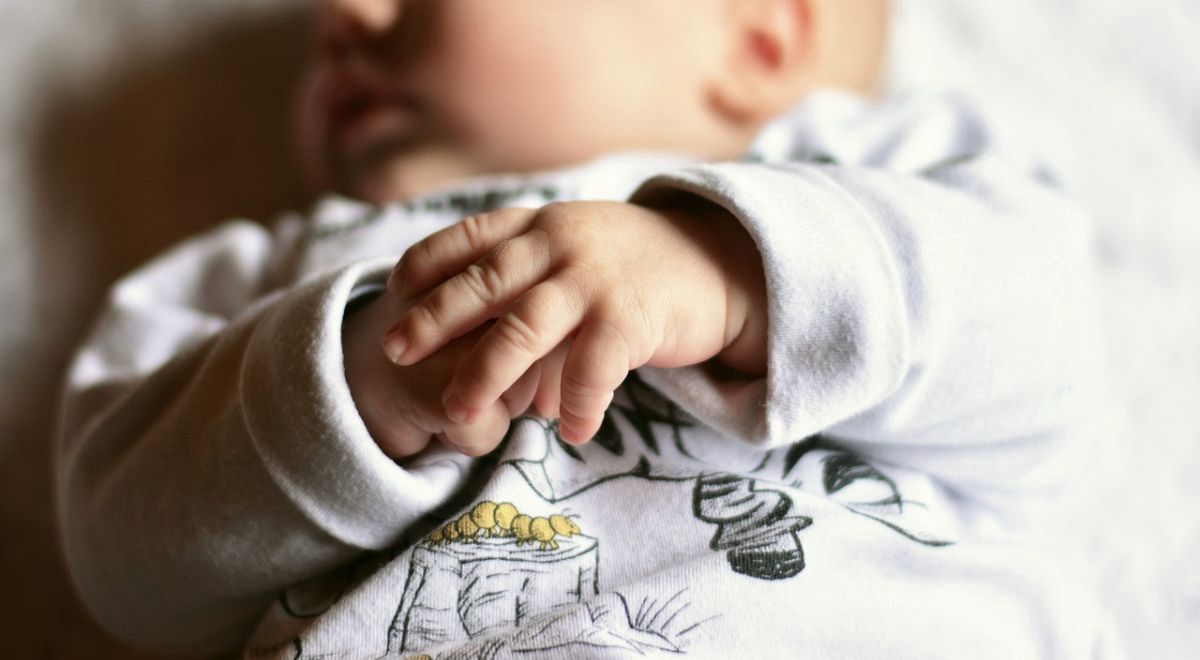 Koronawirus uszkodził mózgi dwójki niemowląt. Zakażone zostały w łonie matki