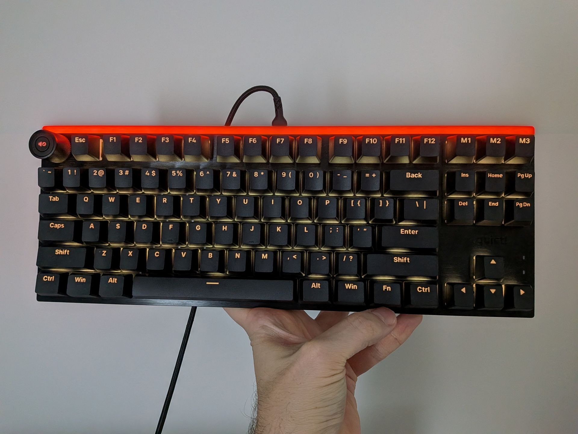 be quiet! Light Mount TKL