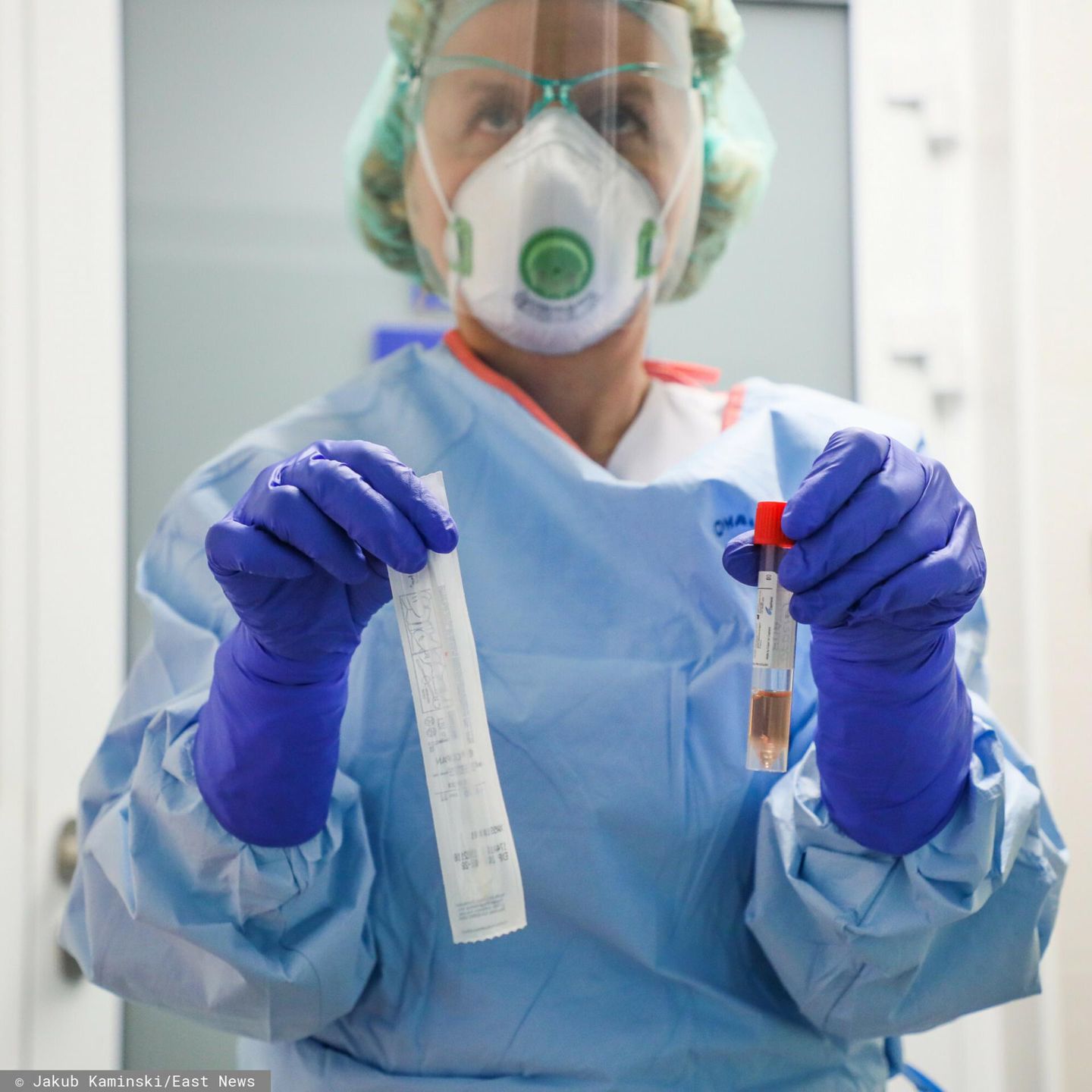 Czy można być jednocześnie zakażonym wirusem RSV i SARS-CoV-2? Eksperci wyjaśniają