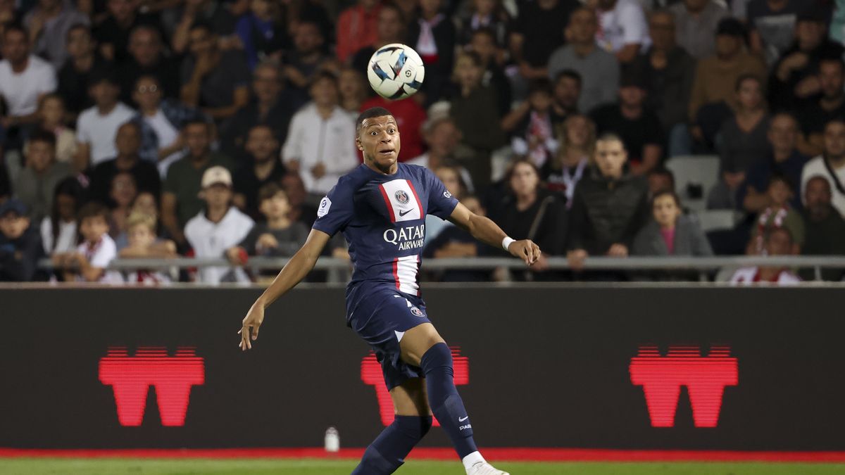AJACCIO, FRANCE - OCTOBER 21: Kylian Mbappe of PSG during the Ligue 1 match between AC Ajaccio (ACA) and Paris Saint-Germain (PSG) at Stade Francois Coty on October 21, 2022 in Ajaccio, France. (Photo by Jean Catuffe/Getty Images)