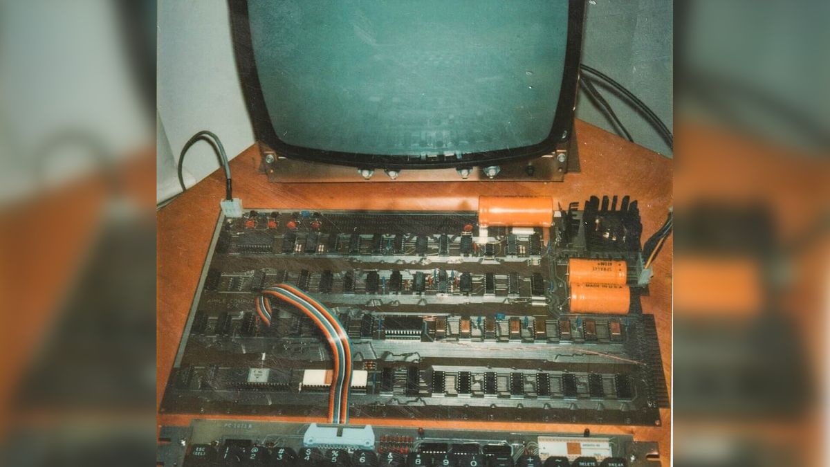 Prototyp komputera Apple-1 Steve’a Jobsa trafił na aukcję.
