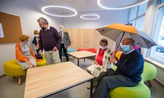 Bielsko-Biała. Aktywni seniorzy mają "dom". Pomagali w pandemii, przygotowują książkę kucharską