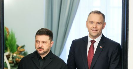 Zełenski podjął kontrowersyjną decyzję. Nawrocki chce odebrać mu order