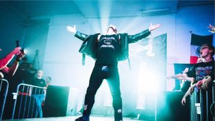 "BUMP" - kiedy ring staje się sceną, a życie spektaklem