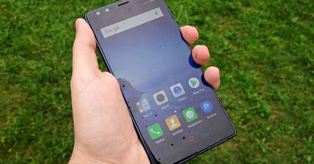 Archos Diamond Omega: test solidnego smartfonu o nietypowych proporcjach