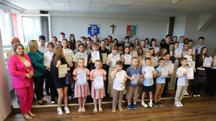 "Mam serce jak dzwon". Rekordowe 455 prac uczniów w konkursie Wojewódzkiego Szpitala w Przemyślu