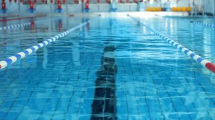 Brzeszcze: Modernizacja basenu z myślą o niepełnosprawnych