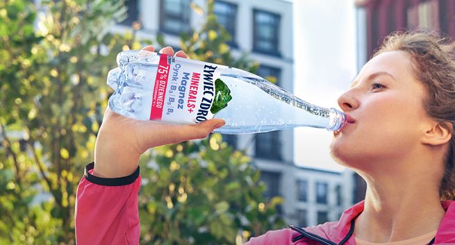 "I wracasz do pionu" w nowej reklamie Żywiec Zdrój Minerals