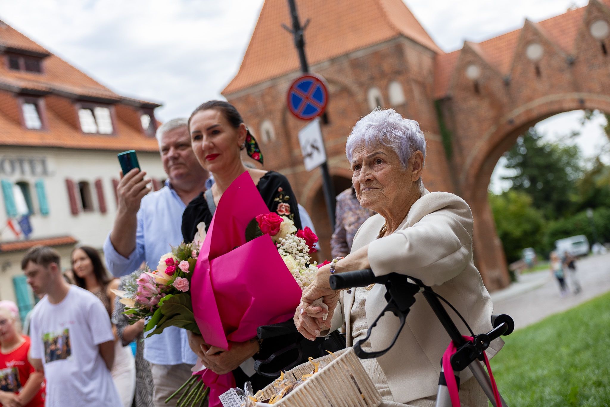 9 września odsłonięto kolejnego toruńskiego anioła.