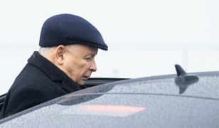 Tajne spotkanie Jarosława Kaczyńskiego. Niósł w ręku białą świecę