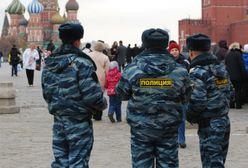 "Niebiesko-żółte włosy to dyskredytacja armii". Tak uważa policja w Moskwie