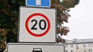 Znak B-43 to nietypowe ograniczenie. Nie czekaj do skrzyżowania
