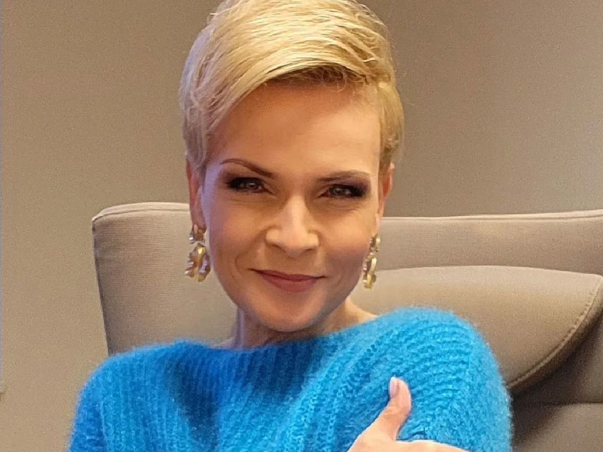 Te buty będziesz nosić teraz i wiosną. Tak robi Aleksandra Kostka z TVP