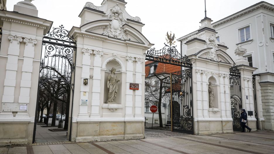 Warszawa. Rektor UW podjął decyzję ws. zajęć w semestrze zimowym